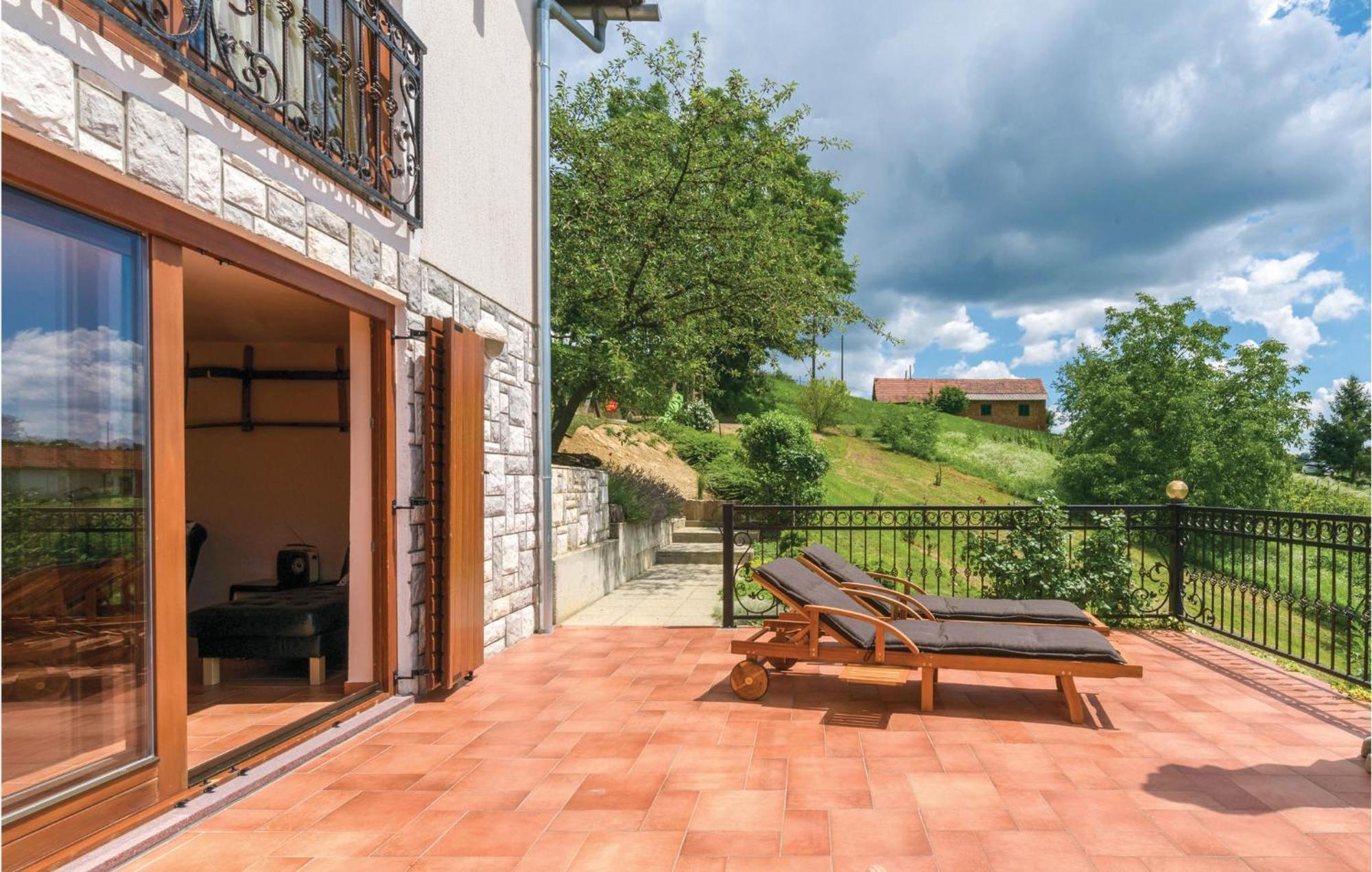 Beautiful Home In Sv,Martin Na Muri With Jacuzzi Sveti Martin Na Muri Εξωτερικό φωτογραφία