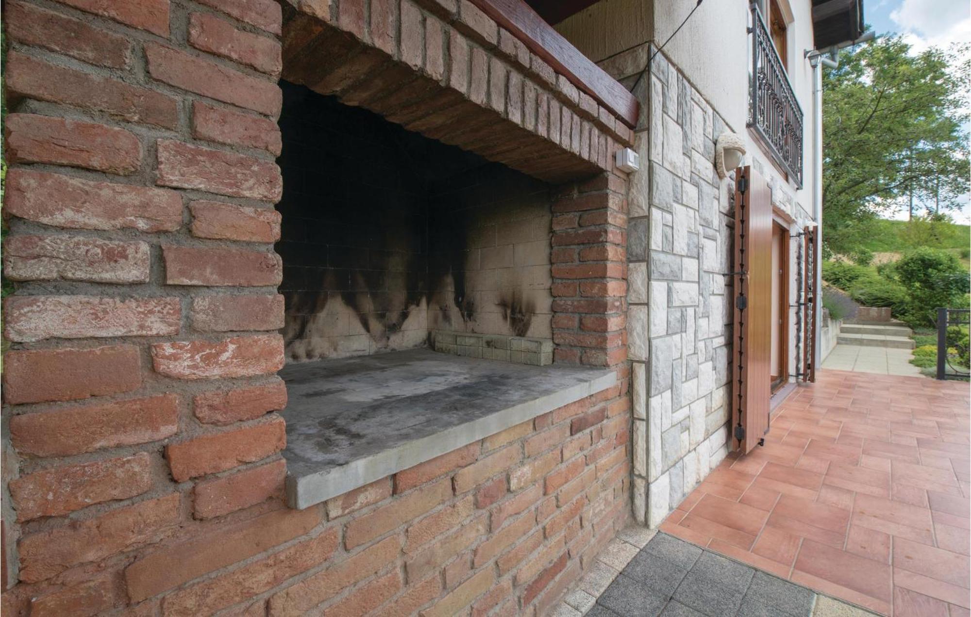 Beautiful Home In Sv,Martin Na Muri With Jacuzzi Sveti Martin Na Muri Εξωτερικό φωτογραφία