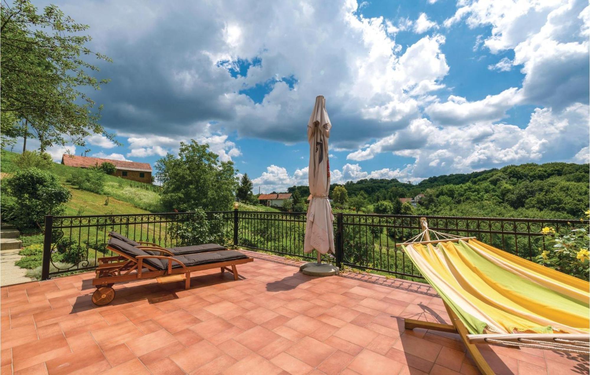 Beautiful Home In Sv,Martin Na Muri With Jacuzzi Sveti Martin Na Muri Εξωτερικό φωτογραφία