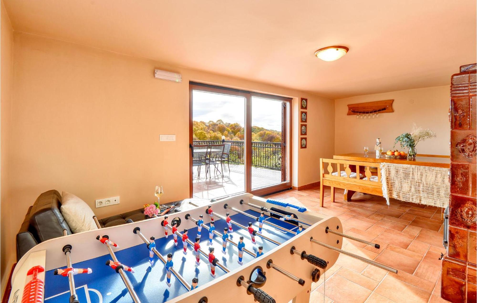 Beautiful Home In Sv,Martin Na Muri With Jacuzzi Sveti Martin Na Muri Εξωτερικό φωτογραφία