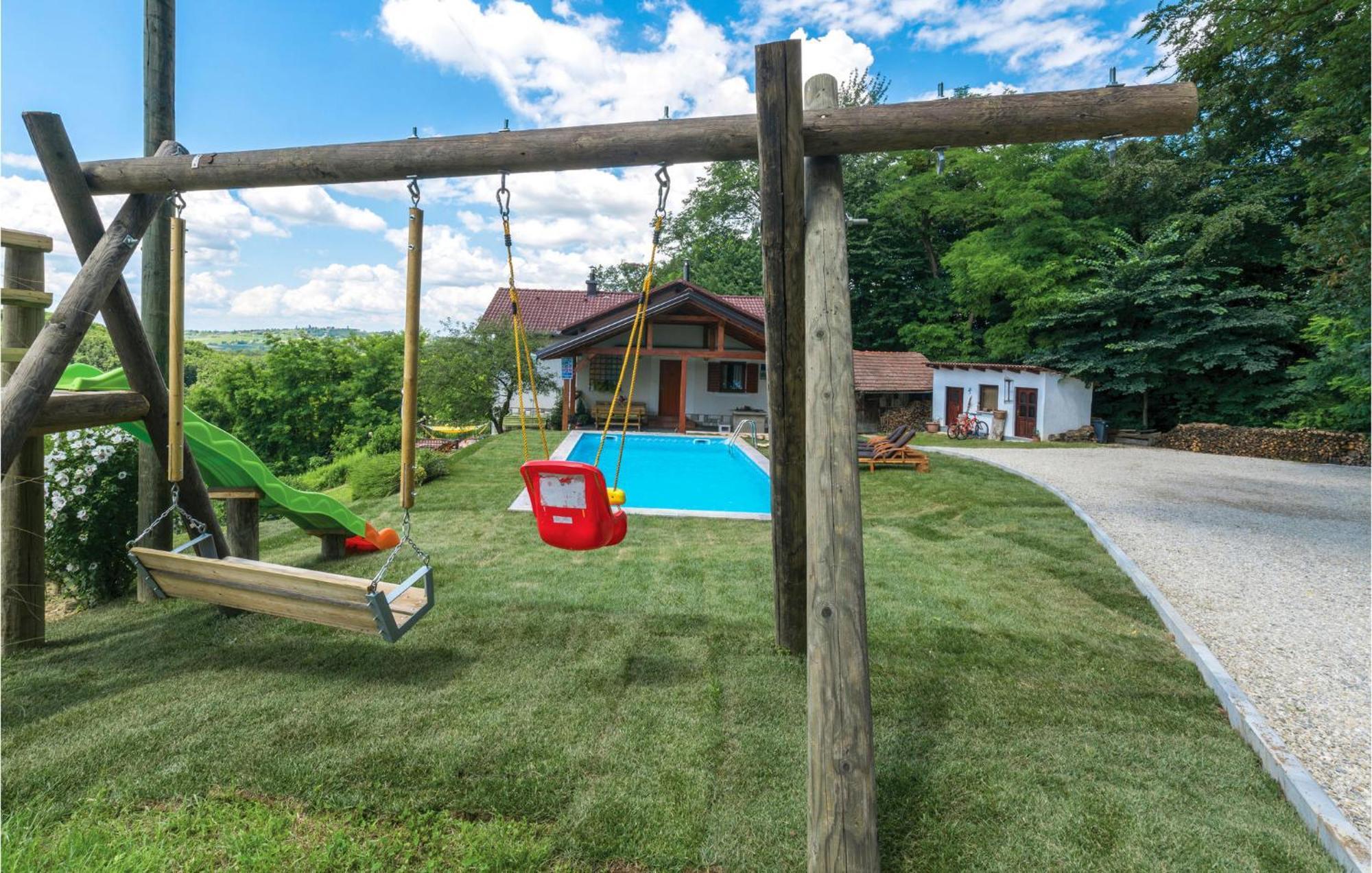 Beautiful Home In Sv,Martin Na Muri With Jacuzzi Sveti Martin Na Muri Εξωτερικό φωτογραφία