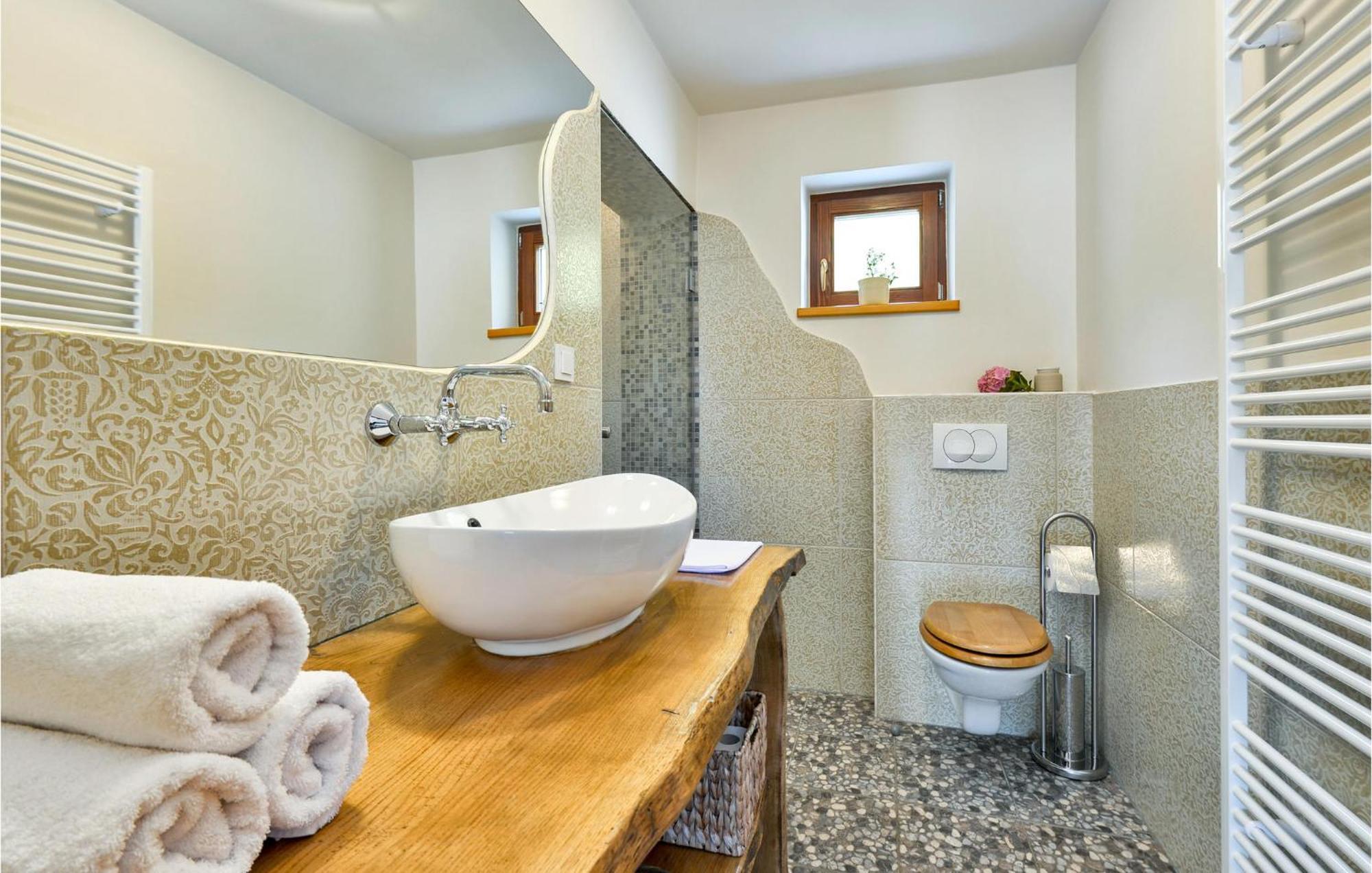 Beautiful Home In Sv,Martin Na Muri With Jacuzzi Sveti Martin Na Muri Εξωτερικό φωτογραφία